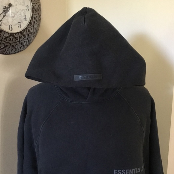 ESSENTIALS Fear of God Black Hooded Sweatshirt - Picture 10 of 11